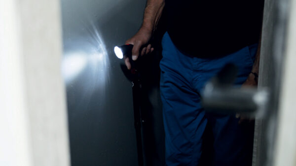 Canne de securite eclairante – Image 7